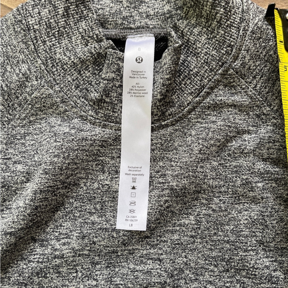 Lululemon Long Sleeve Top Size 8 Gray Thumbhole Athletic Running Shirt - Picture 5 of 10